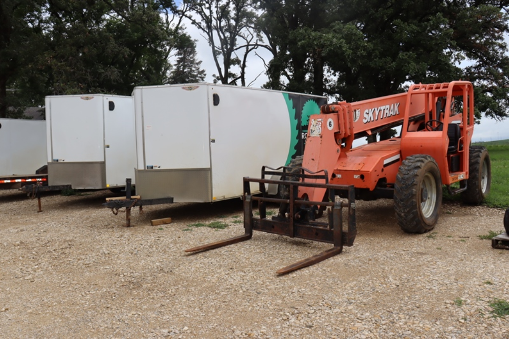 Item Image for Fork Lift, Skid Loader, JLG Skylift, 4 Trailers, CNC Router, Grizzley Equipment & More