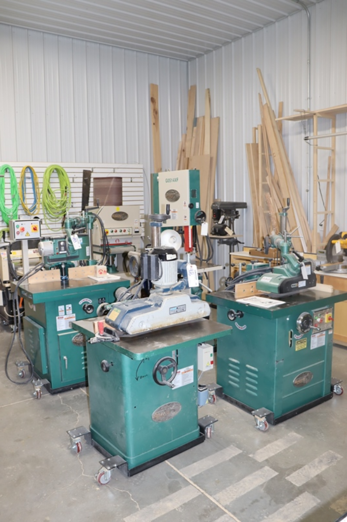 Item Image for Fork Lift, Skid Loader, JLG Skylift, 4 Trailers, CNC Router, Grizzley Equipment & More