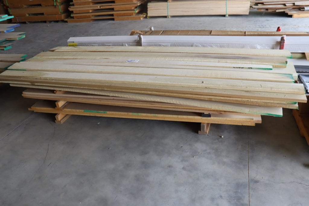 Item Image for Fork Lift, Skid Loader, JLG Skylift, 4 Trailers, CNC Router, Grizzley Equipment & More