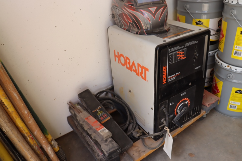 Item Image for Fork Lift, Skid Loader, JLG Skylift, 4 Trailers, CNC Router, Grizzley Equipment & More