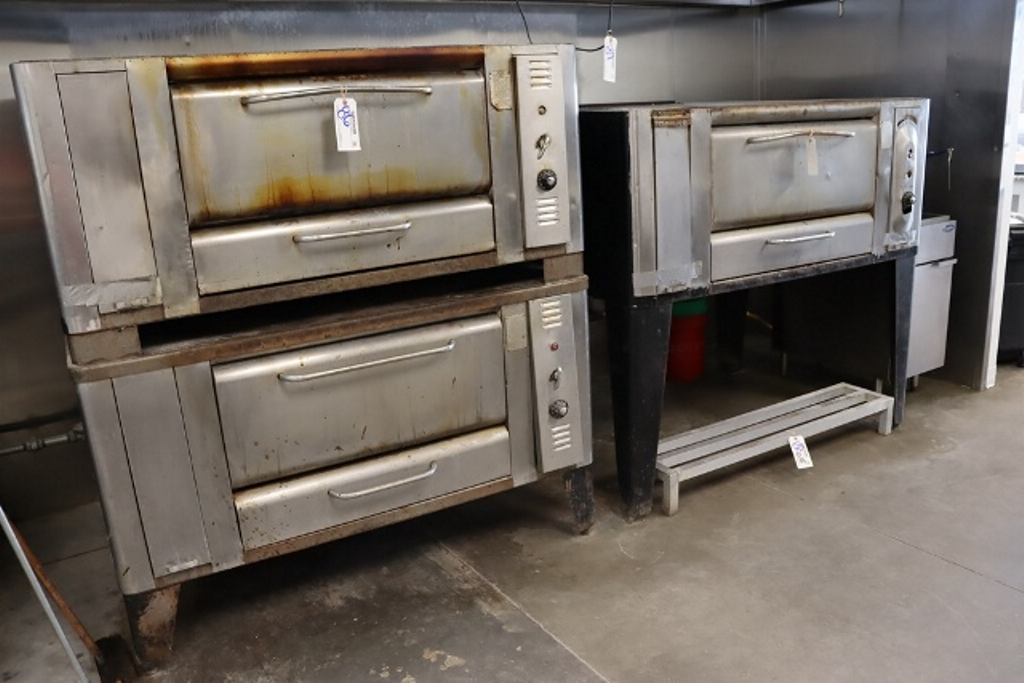 Item Image for Pizza Ovens, Mixer, Prep Table, Show Case