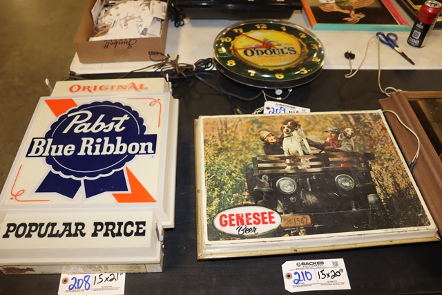 Item Image for Viewing: Wednesday, Nov 29th from 4 PM to 7 PM and Nov 30th from 9 AM to 4 PM