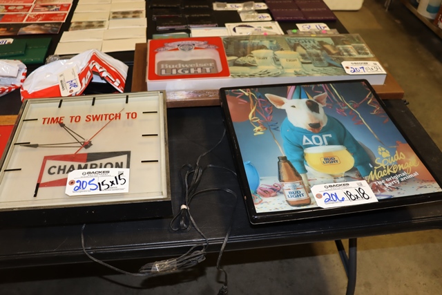 Item Image for Viewing: Wednesday, Nov 29th from 4 PM to 7 PM and Nov 30th from 9 AM to 4 PM