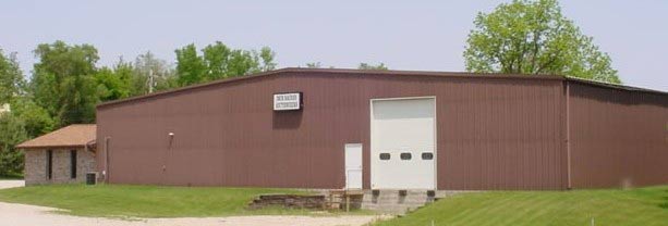 Backes Auctioneers in Raymond Iowa